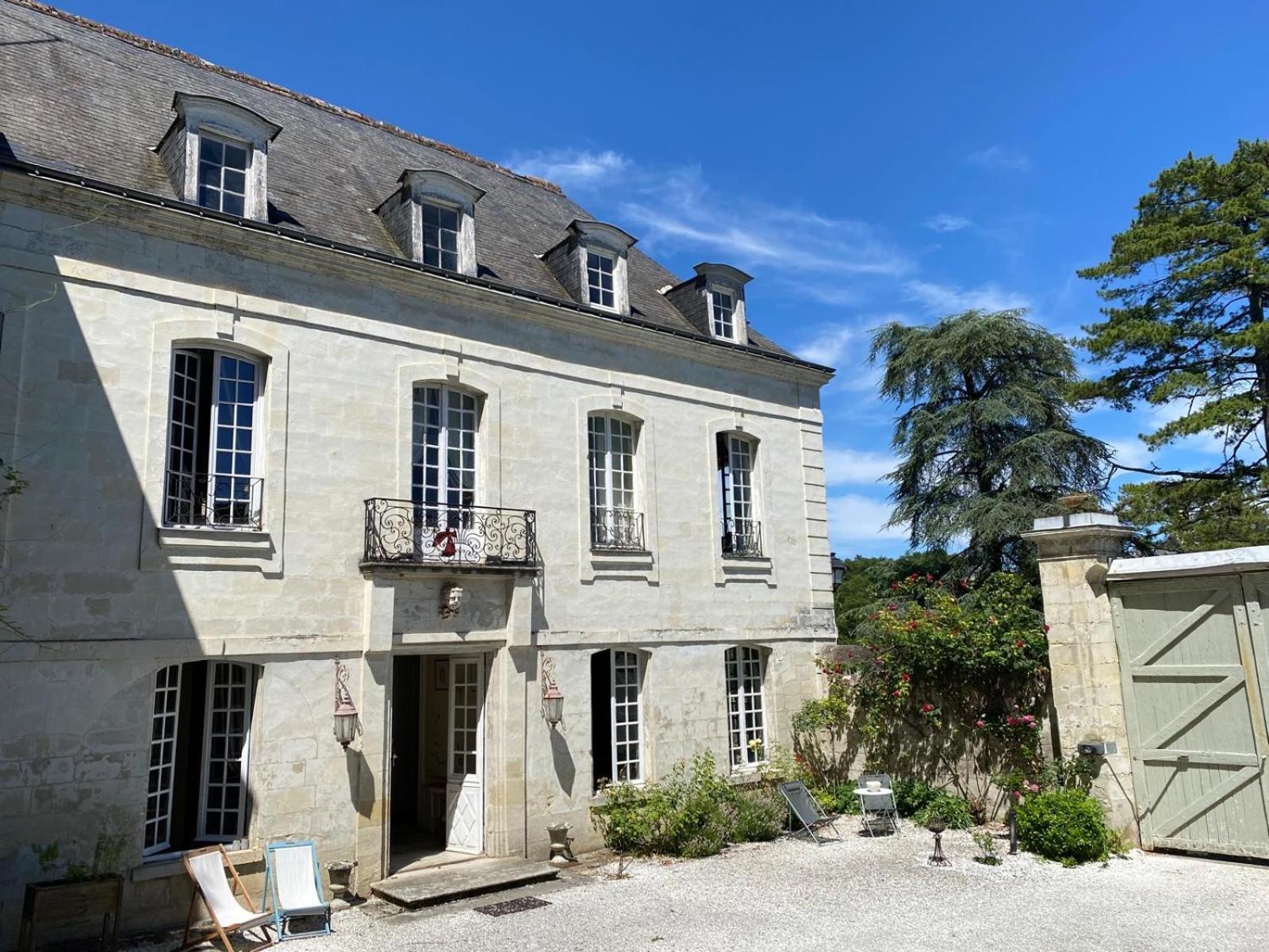 Le Grand Vaudon Hotel Rochecorbon Buitenkant foto